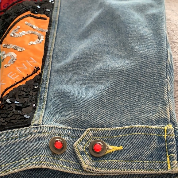 Vintage denim jacket from the 80s - Picture 2 of 7